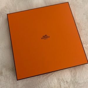 NWT Hermès scarf